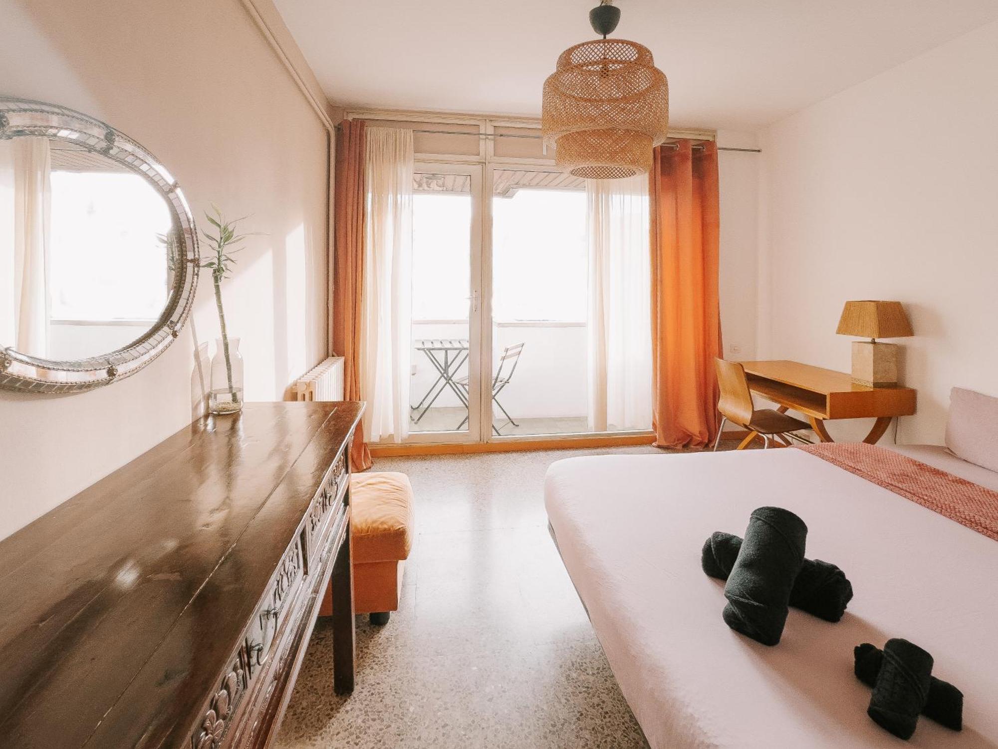 Lovely Rooms In Shared Apartment Gracia Neighborhood Barcelona Luaran gambar
