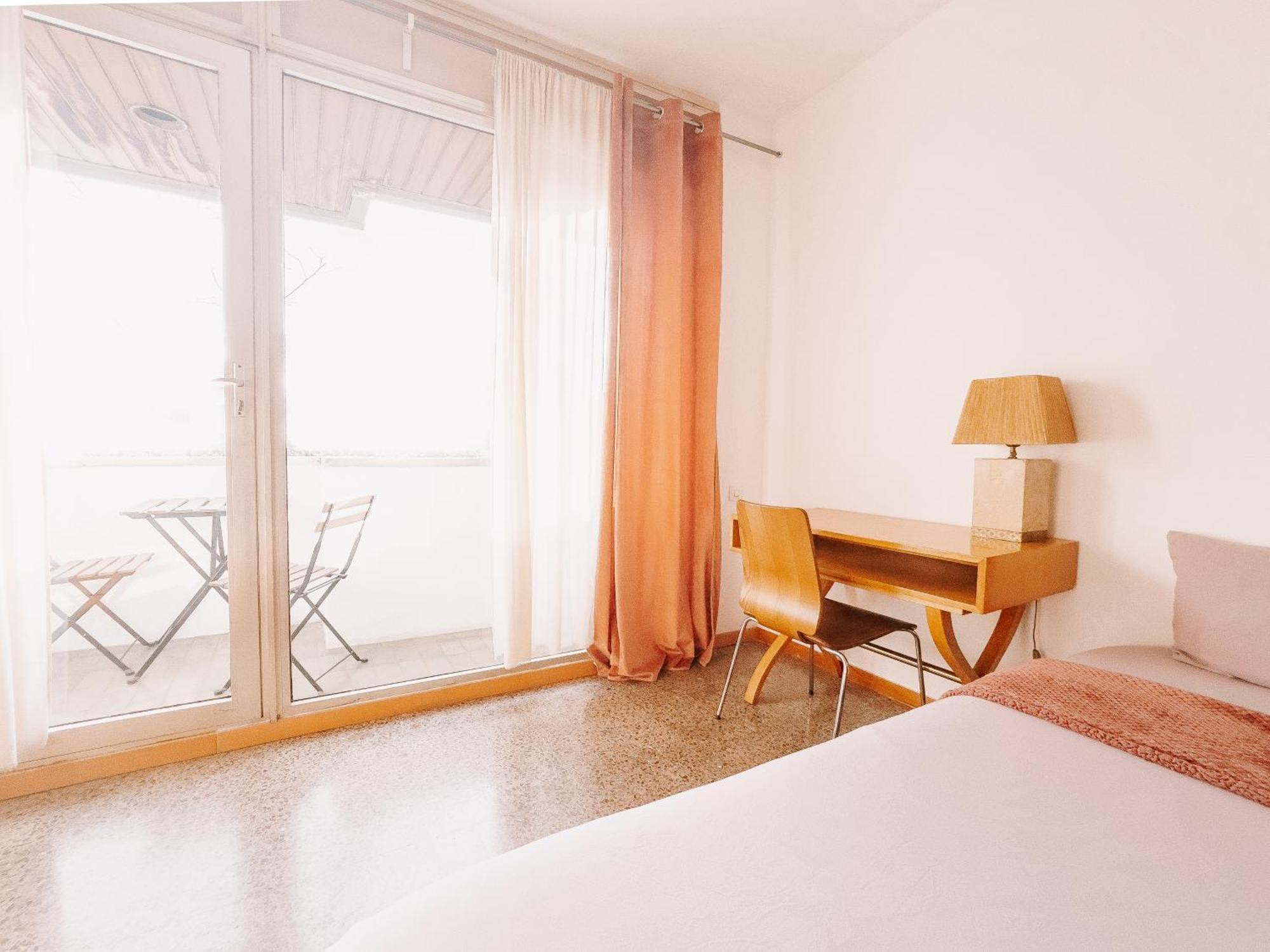 Lovely Rooms In Shared Apartment Gracia Neighborhood Barcelona Luaran gambar